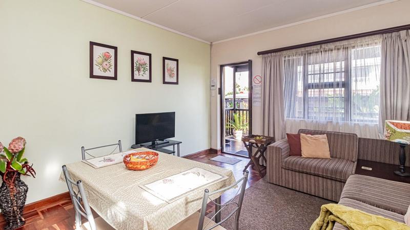 8 Bedroom Property for Sale in Fish Hoek Western Cape